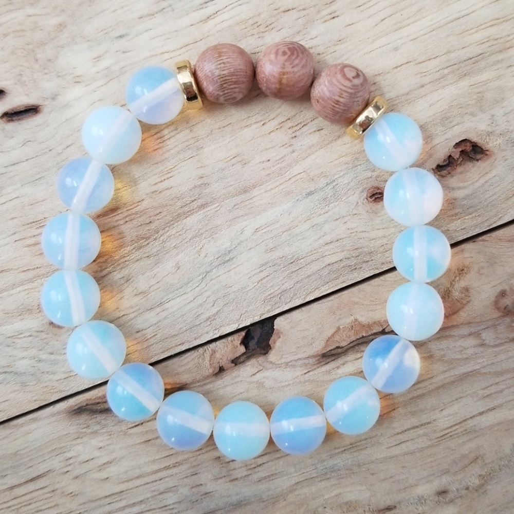 Essential oil diffusing bracelet - Picture 2 of 2